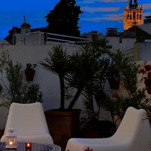 Hotel Un Patio En Santa Cruz Siviglia