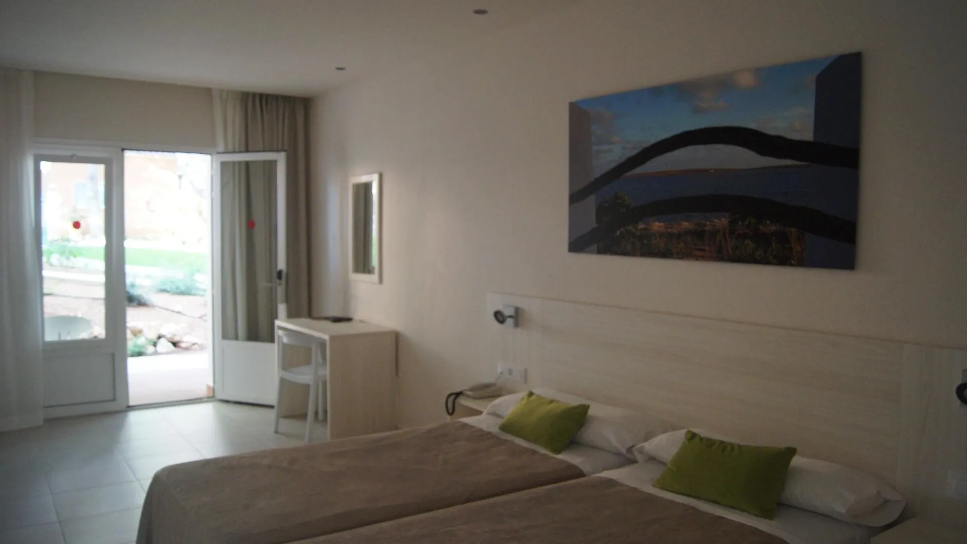 Hotel Xaloc Playa Punta Prima   Punta Prima (Menorca)